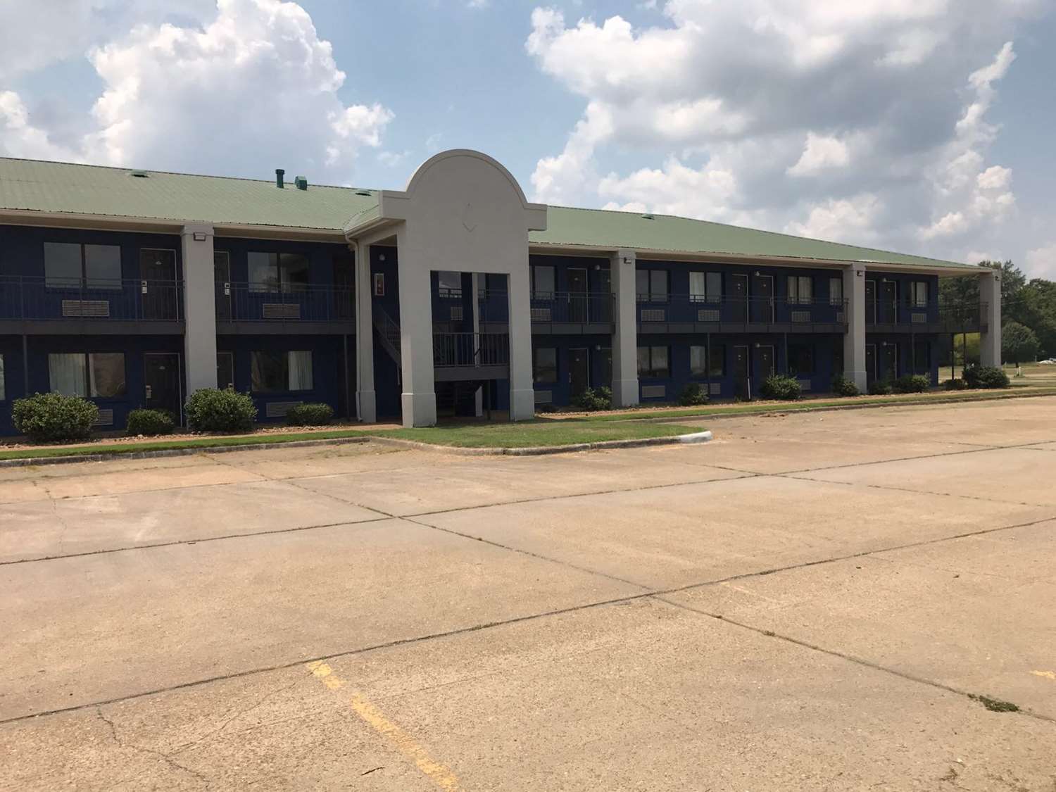 Americas Best Value Inn Brinkley Exterior photo
