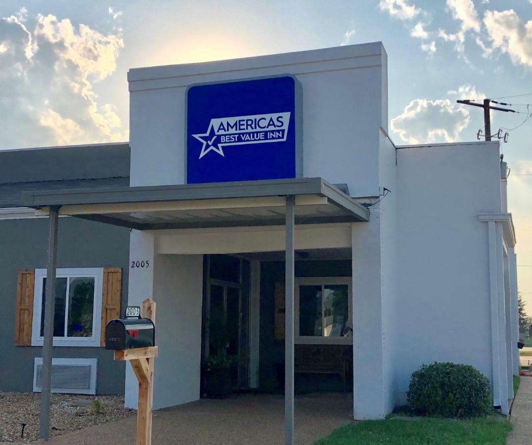 Americas Best Value Inn Brinkley Exterior photo